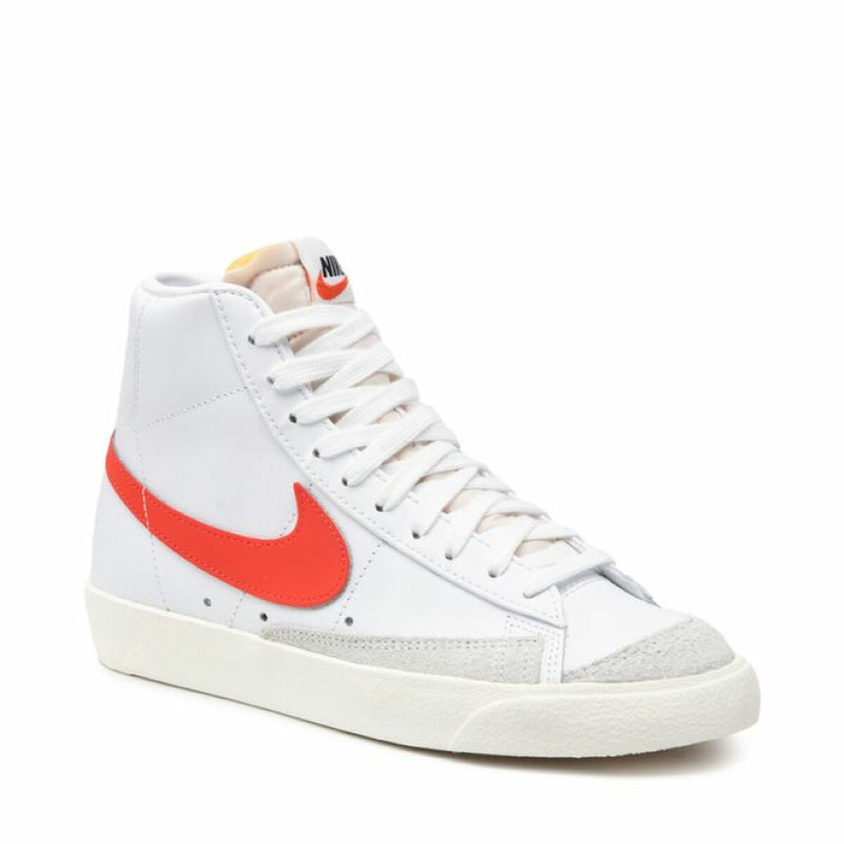 Women's casual trainers Nike BLAZER MID 77 CZ1055 101  White 36.5